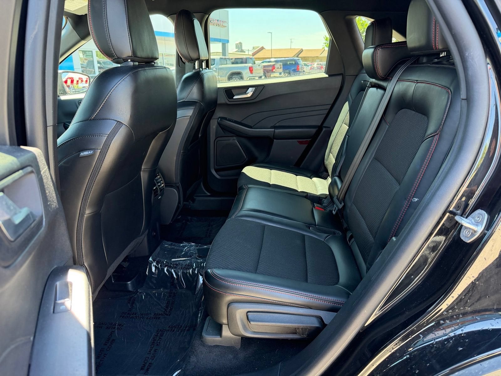 2025 Ford Escape ST-Line - Photo 36