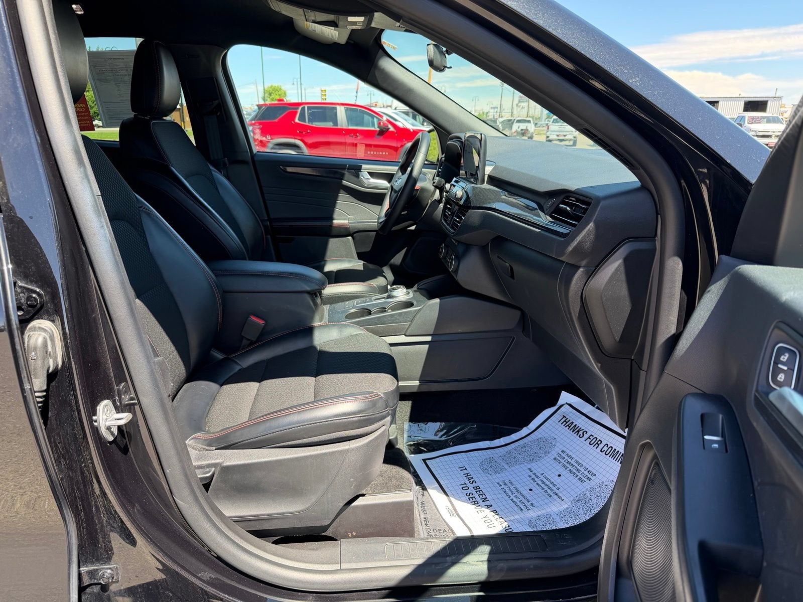 2025 Ford Escape ST-Line - Photo 42