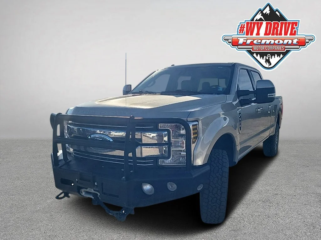 2018 Ford F-350 Super Duty Lariat's photo