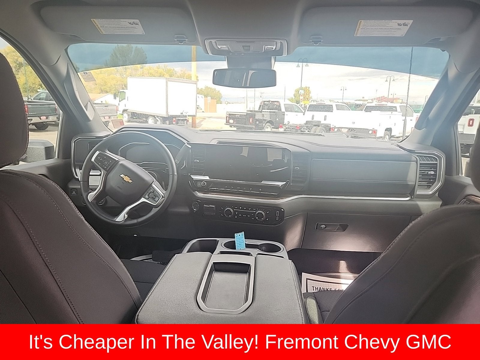 2025 Chevrolet Silverado 3500HD LT - Photo 15