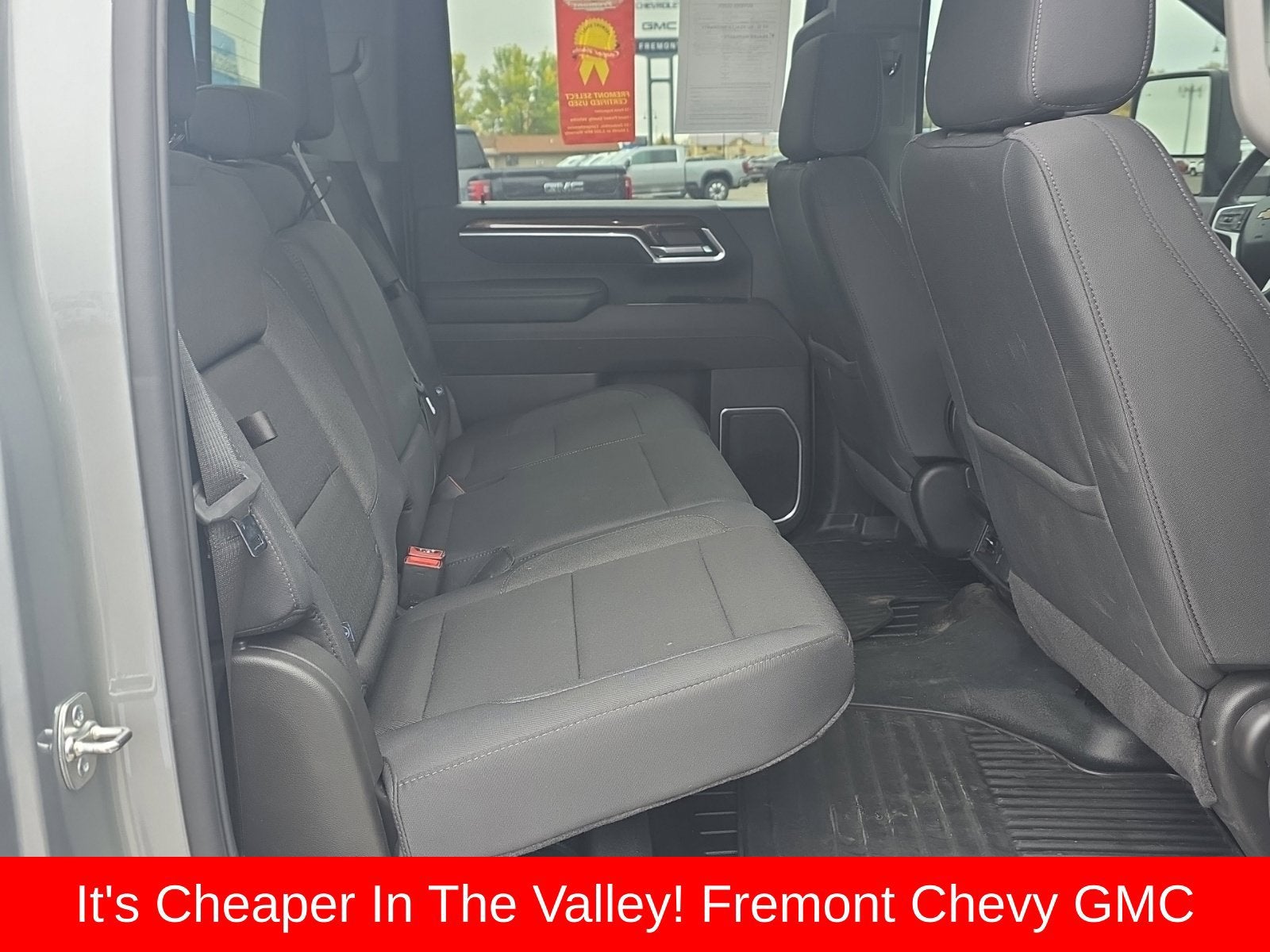 2025 Chevrolet Silverado 3500HD LT - Photo 36