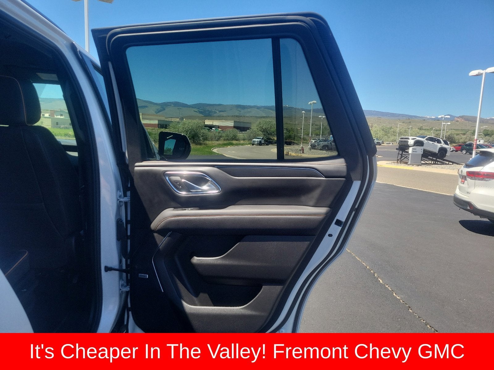 2024 GMC Yukon AT4 - Photo 44