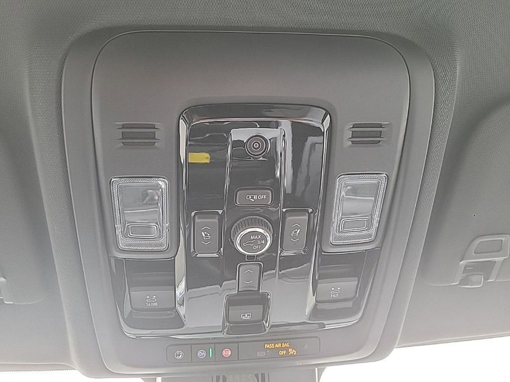 2026 Chevrolet Suburban Premier - Photo 33