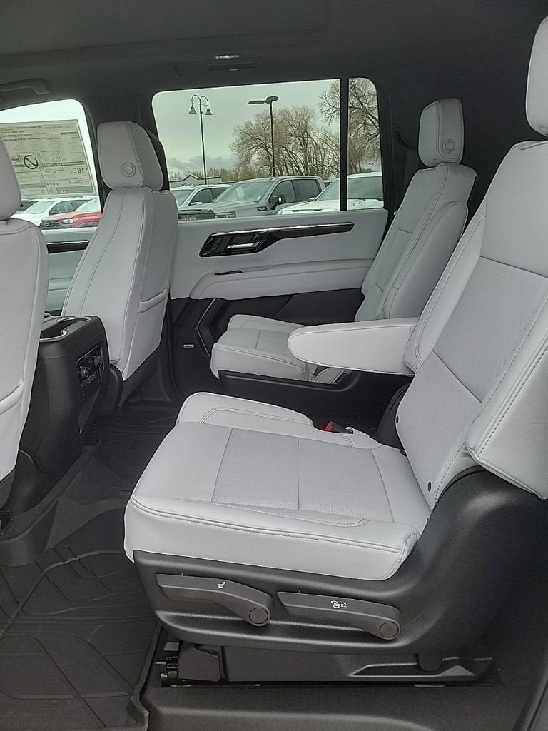 2026 Chevrolet Suburban Premier - Photo 39