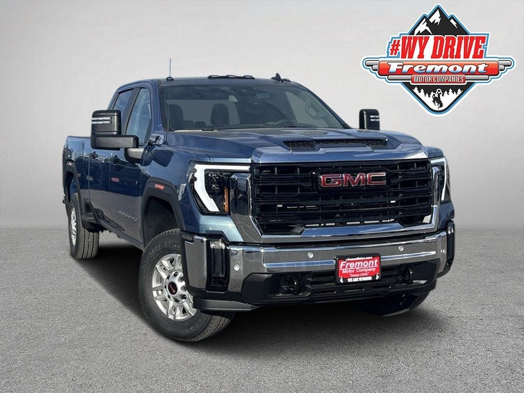 2026 GMC Sierra 2500HD Pro's photo