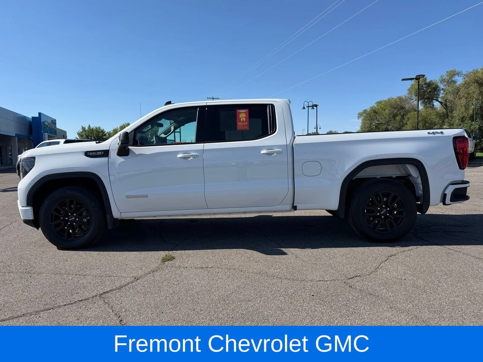2025 GMC Sierra 1500 Elevation - Photo 13