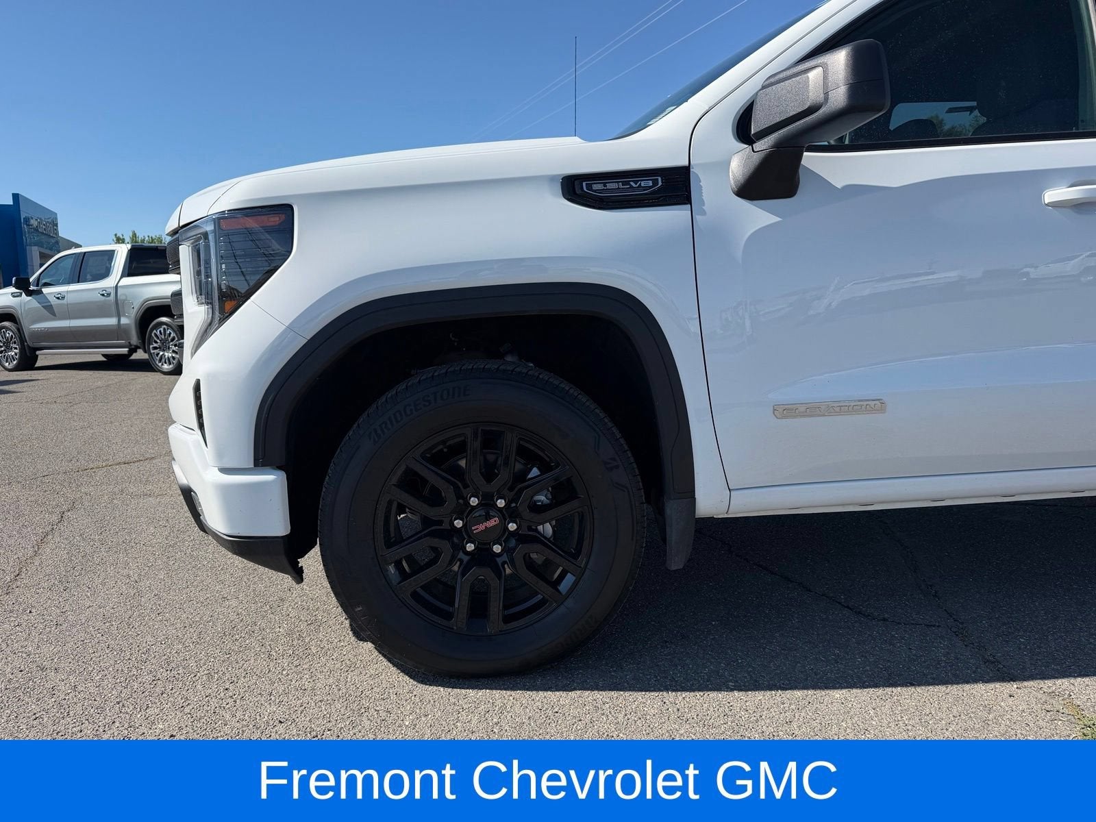 2025 GMC Sierra 1500 Elevation - Photo 14