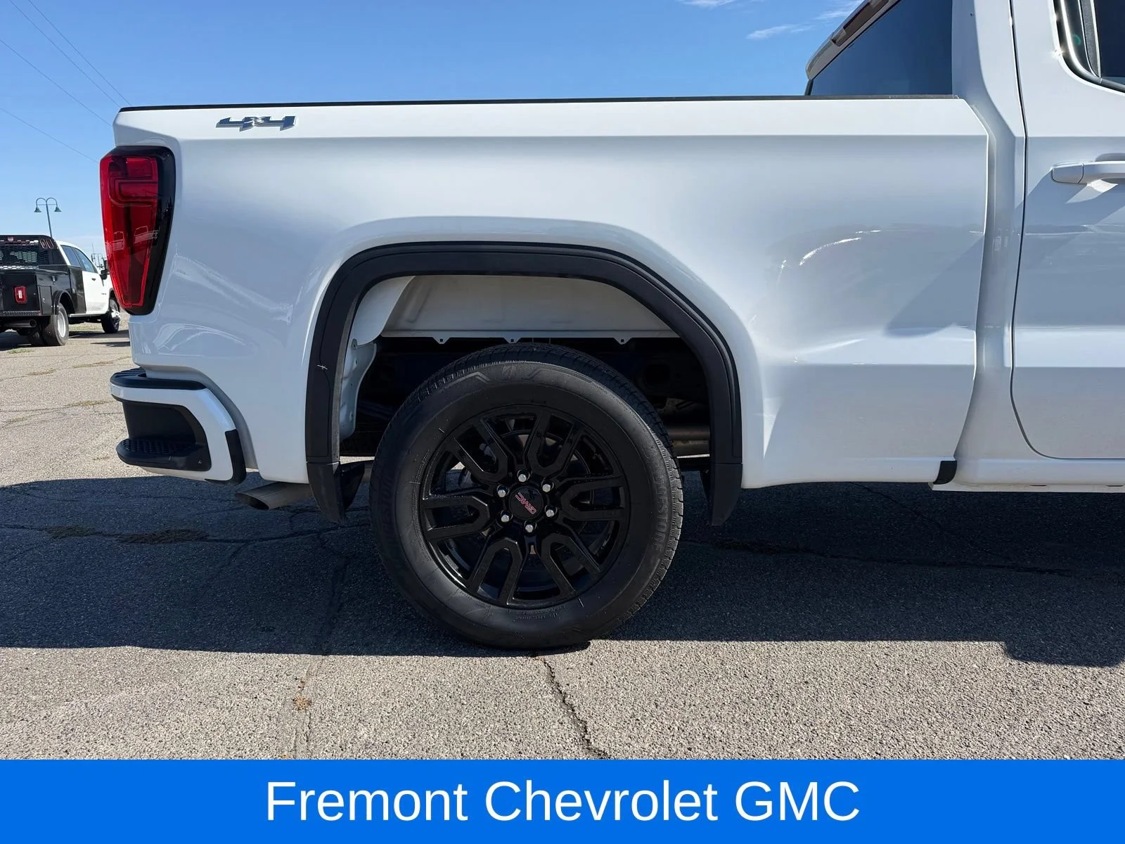 2025 GMC Sierra 1500 Elevation - Photo 6
