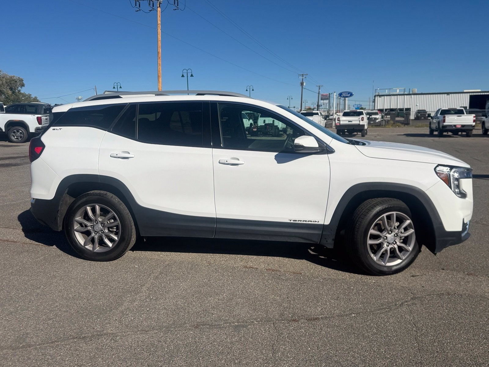 2024 GMC Terrain SLT