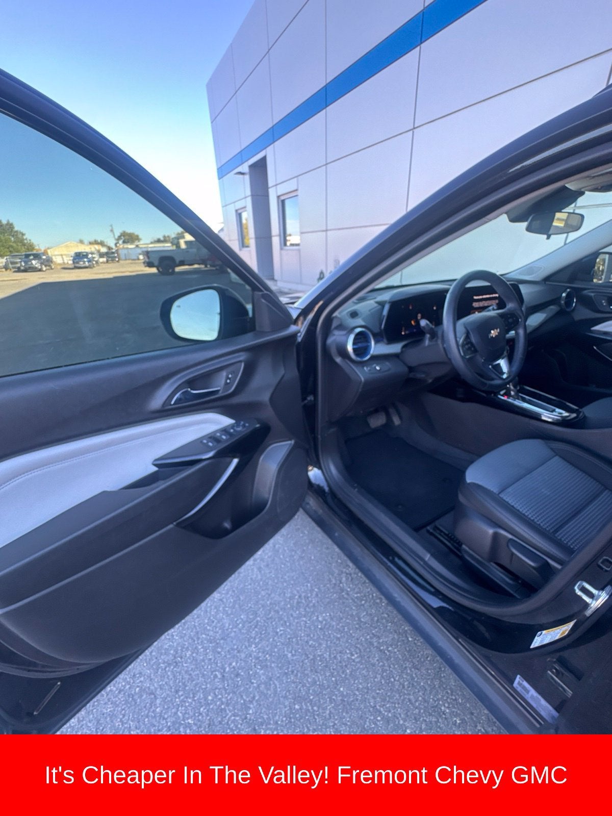 2024 Chevrolet Trax LT - Photo 15