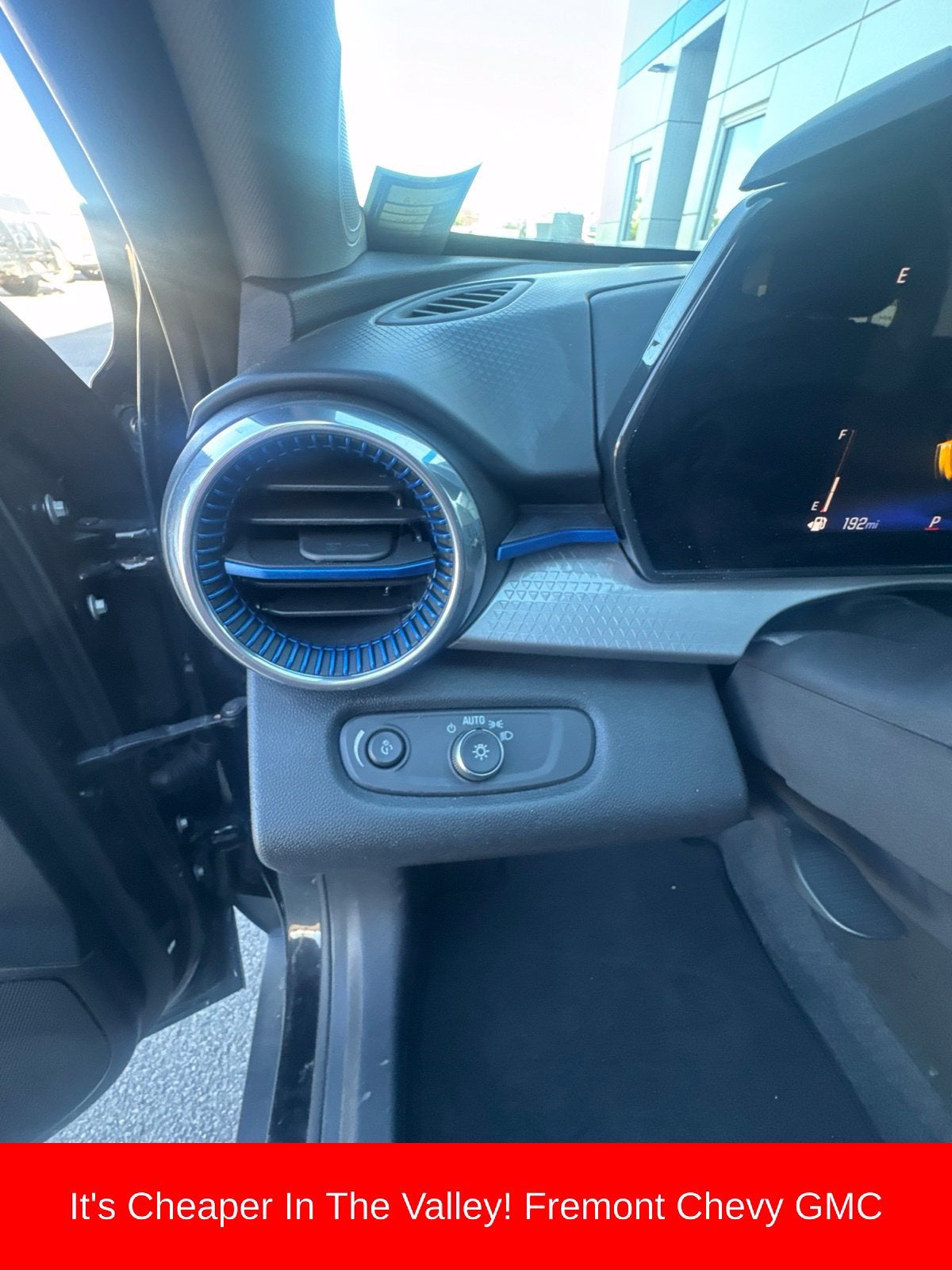 2024 Chevrolet Trax LT - Photo 19
