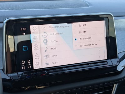 2025 Volkswagen Atlas Cross Sport 2.0T SE w/Technology
