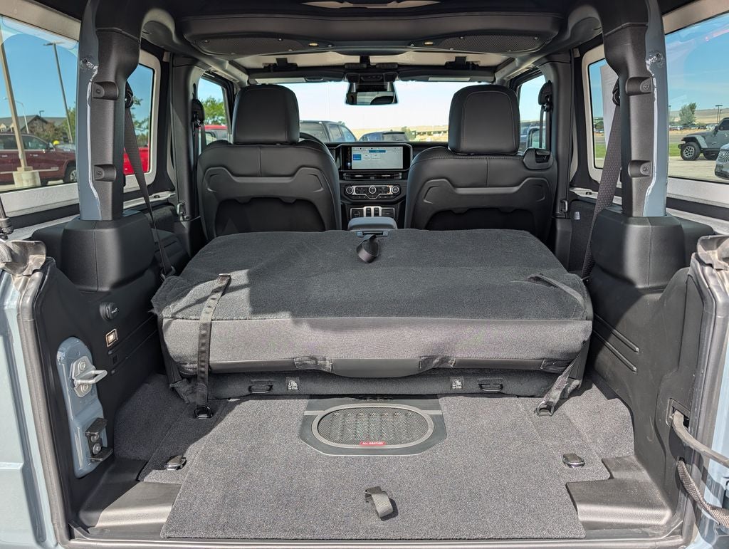 2025 Jeep Wrangler Rubicon X