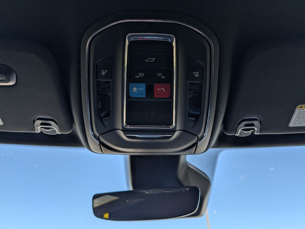 2024 Jeep Wagoneer Base