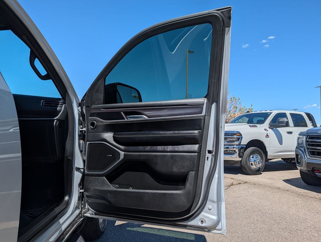 2024 Jeep Wagoneer Base