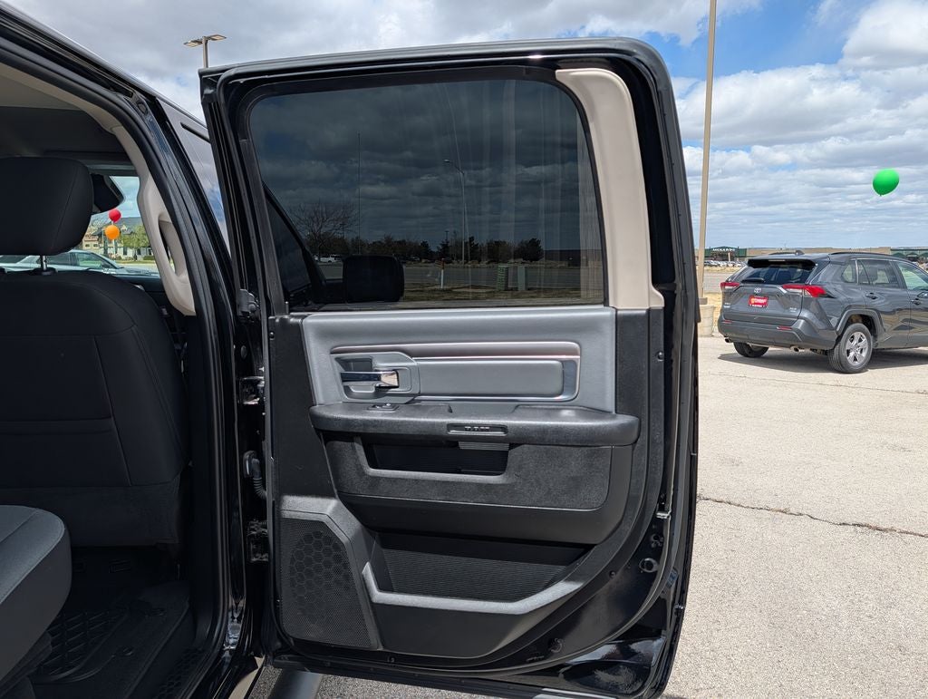 2023 RAM 1500 SLT