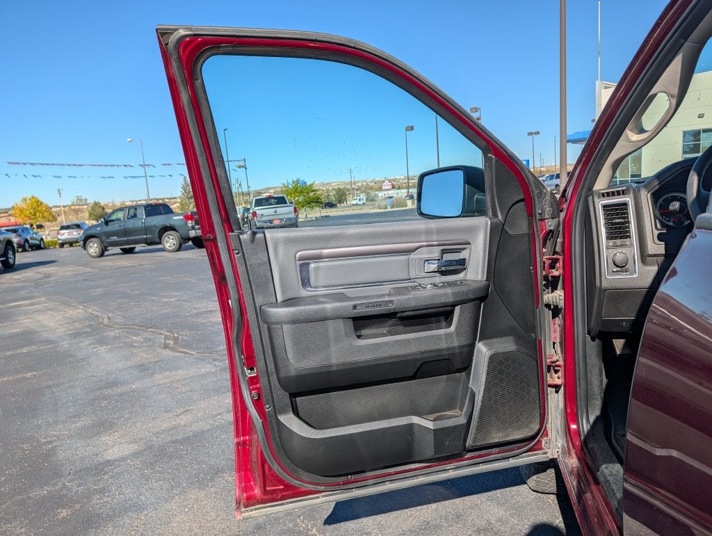 2023 RAM 1500 SLT