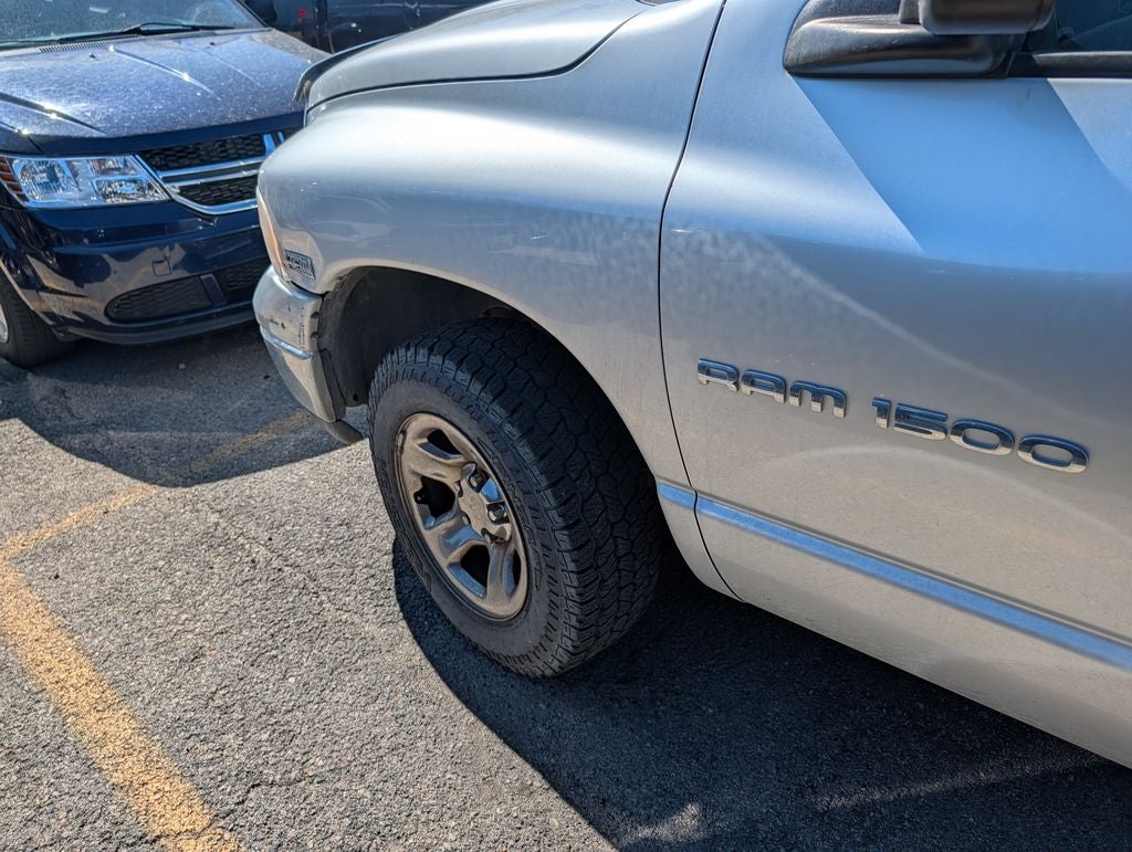 2005 Dodge Ram 1500 SLT/Laie
