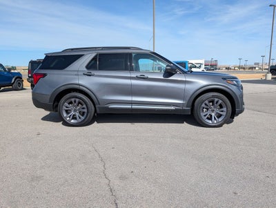 2025 Ford Explorer Active