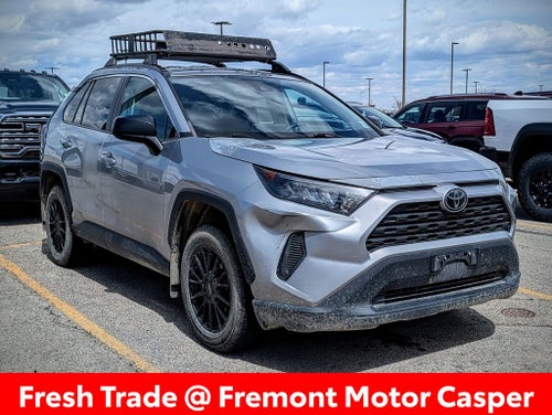 2020 Toyota RAV4 LE