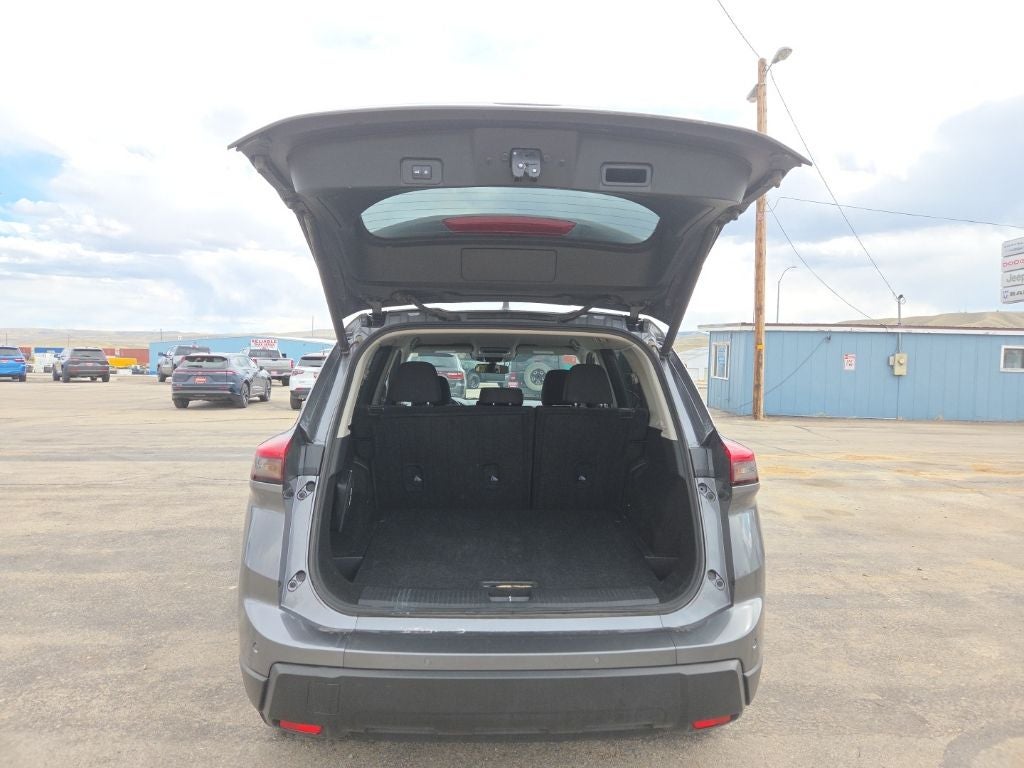2025 Nissan Rogue SV AWD