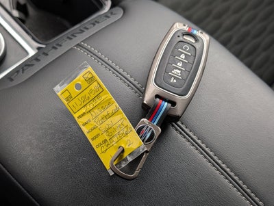 2025 Nissan Pathfinder SV 4WD