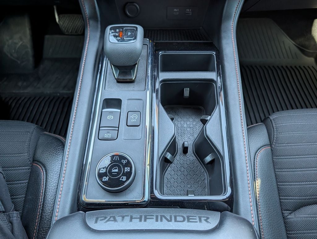 2025 Nissan Pathfinder Rock Creek