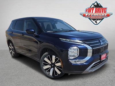 2025 Mitsubishi Outlander SE