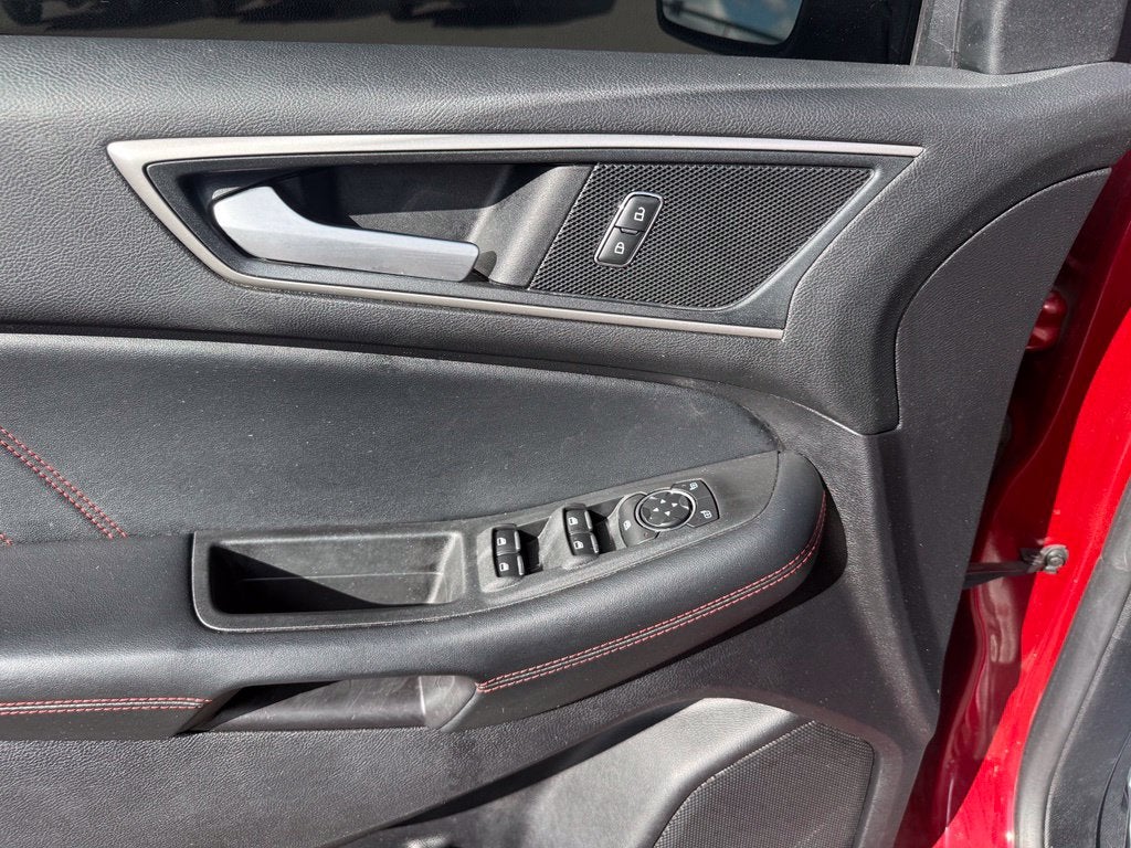 2021 Ford Edge ST Line