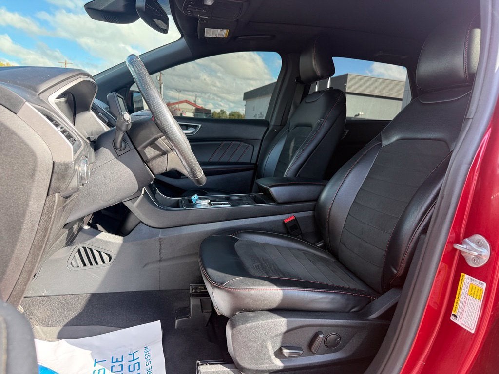 2021 Ford Edge ST Line
