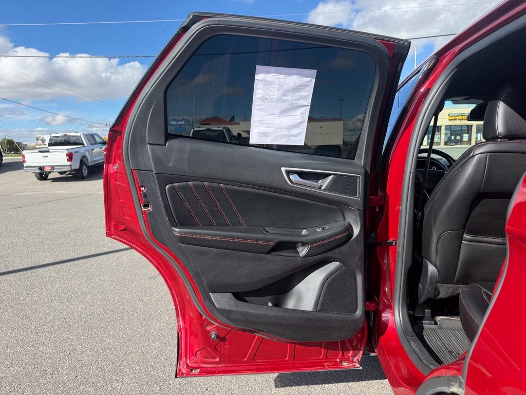 2021 Ford Edge ST Line