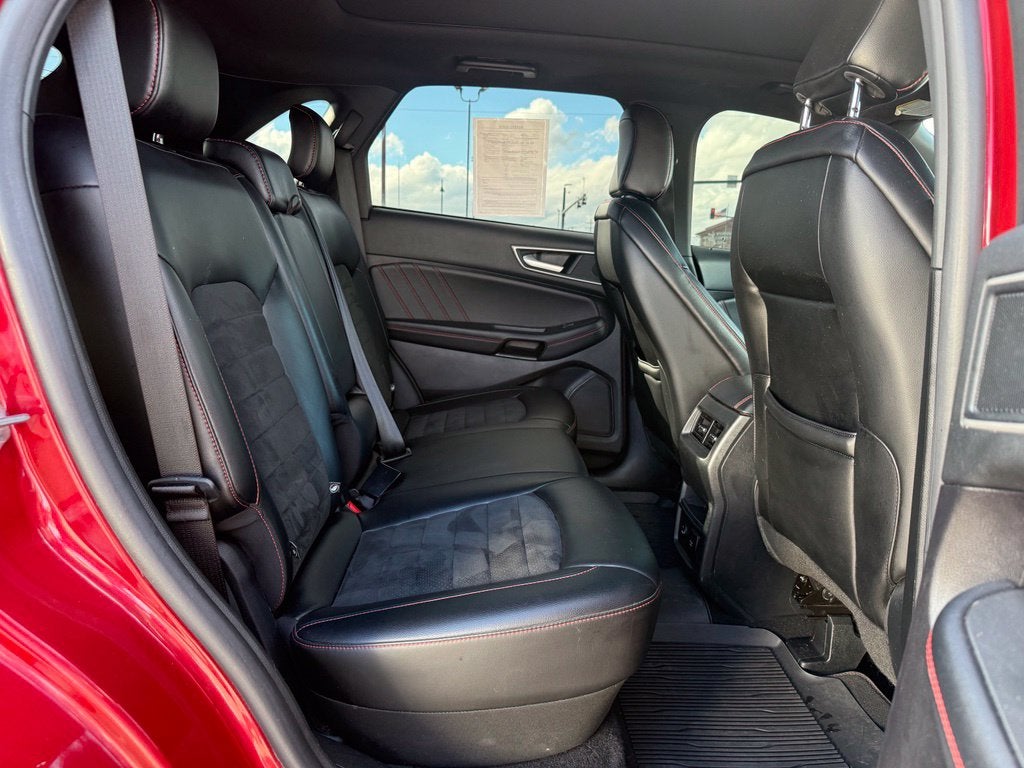 2021 Ford Edge ST Line