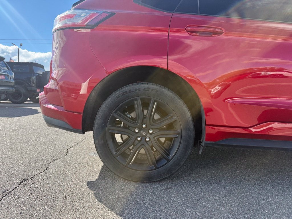 2021 Ford Edge ST Line