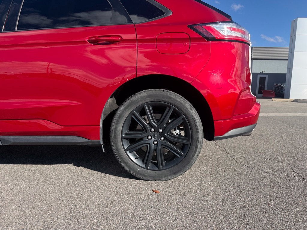 2021 Ford Edge ST Line
