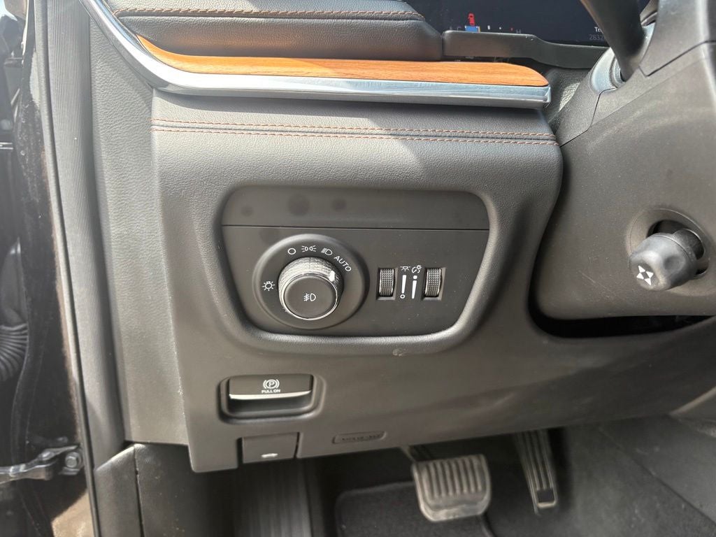 2025 Jeep Grand Cherokee Summit Reserve