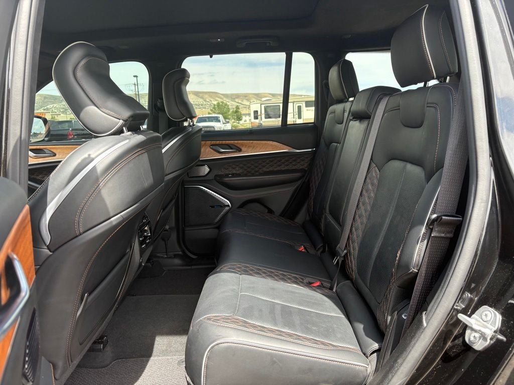 2025 Jeep Grand Cherokee Summit Reserve