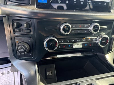 2025 Ford F-150 Lariat Black Appearance Pkg.