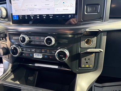 2025 Ford F-150 Lariat Black Appearance Pkg.