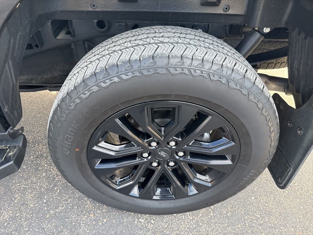 2025 Ford F-150 Lariat Black Appearance Pkg.