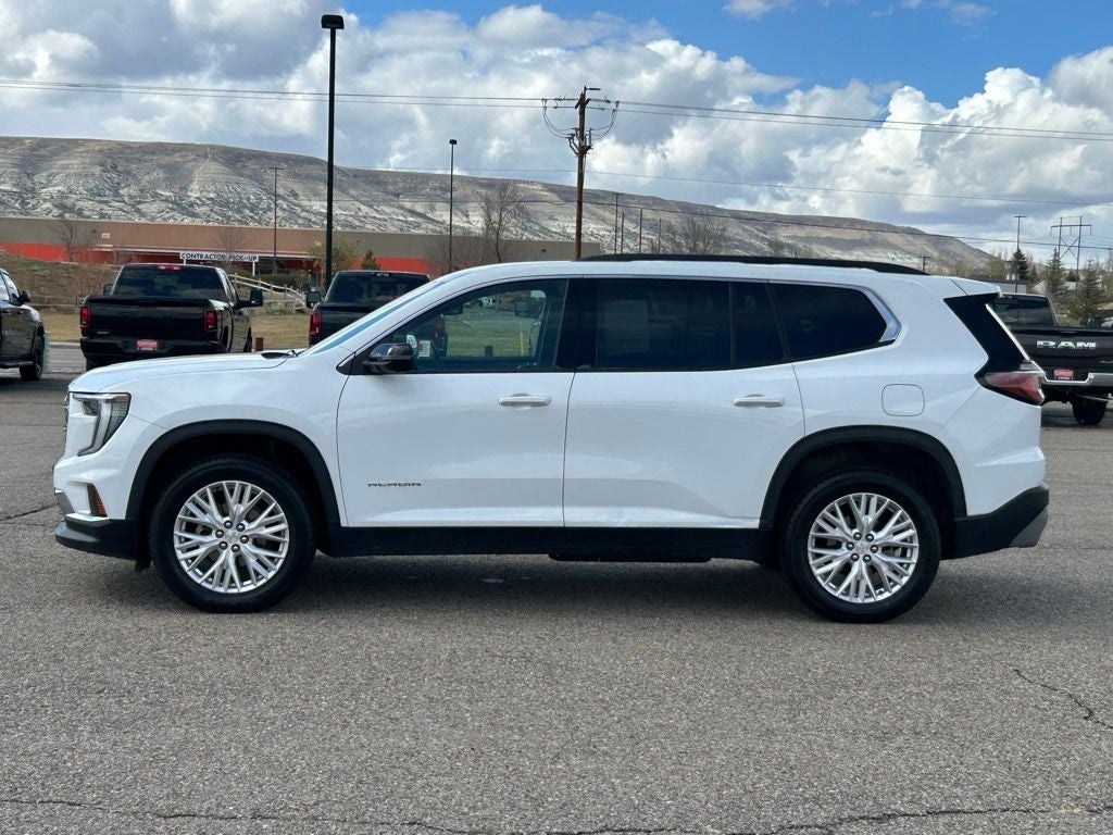 2024 GMC Acadia Elevation