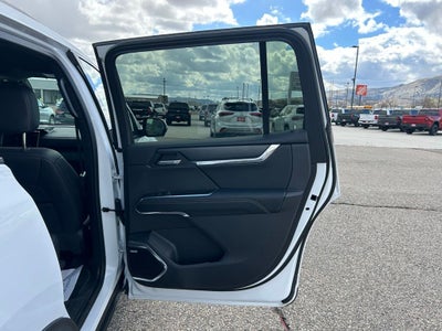2024 GMC Acadia Elevation