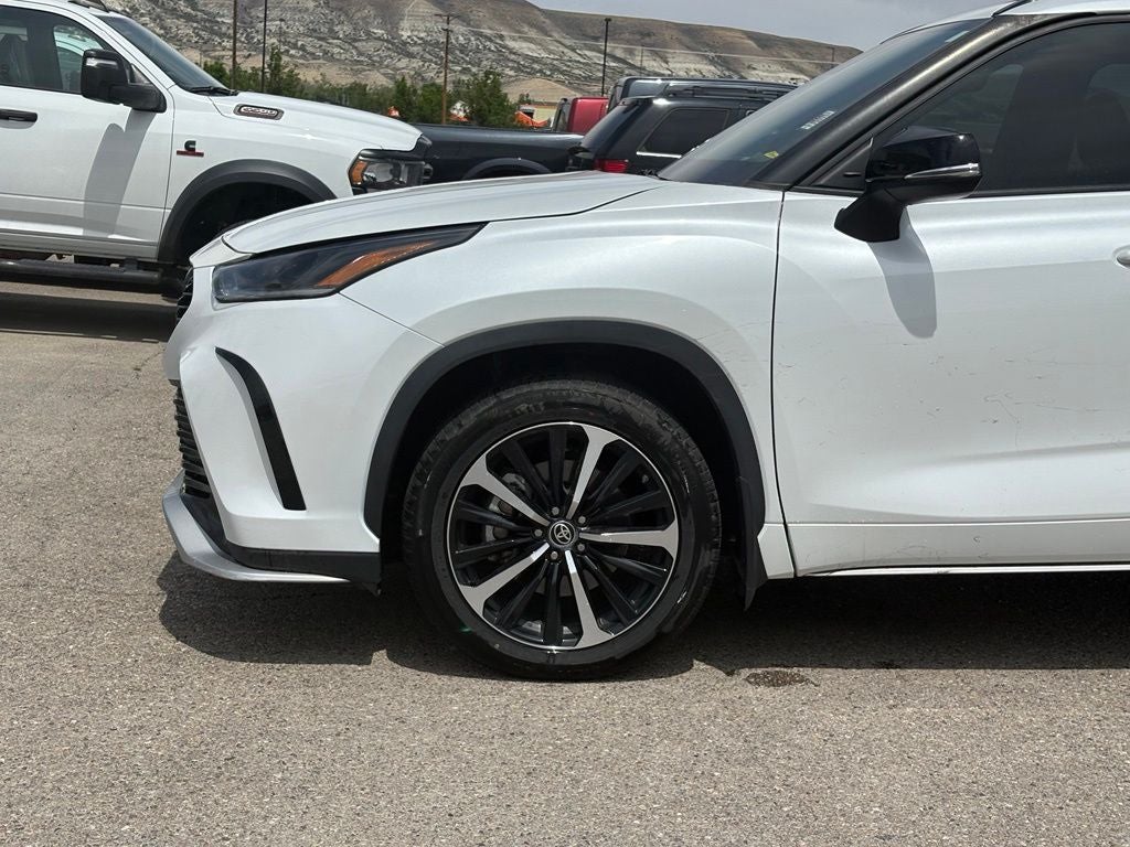 2022 Toyota Highlander XSE