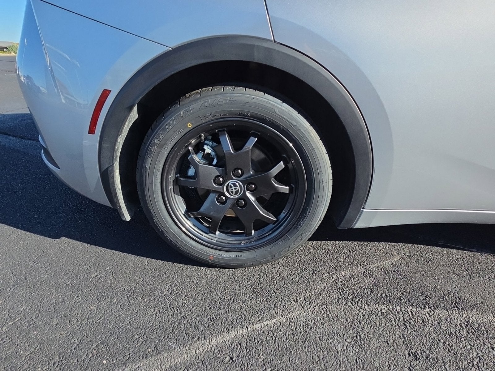 2024 Toyota Prius LE