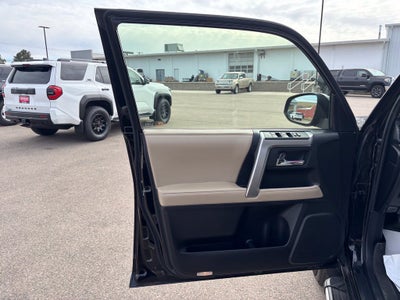 2017 Toyota 4Runner SR5 Premium