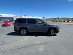 2023 Jeep Wagoneer Base