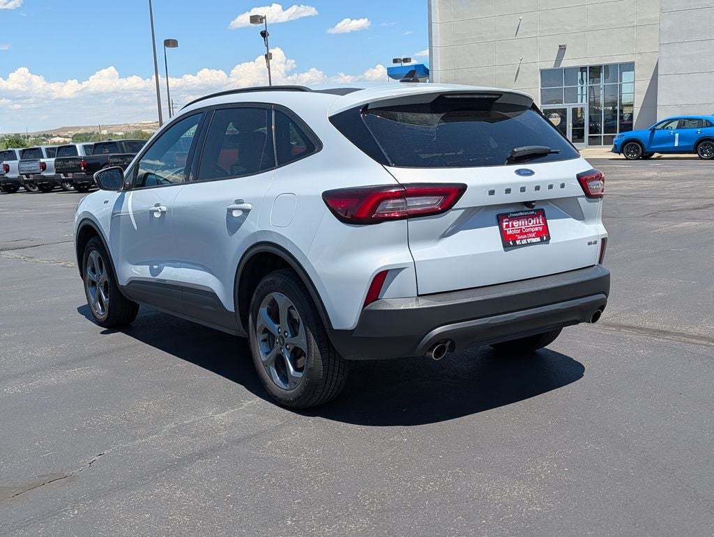 2025 Ford Escape ST-Line Select