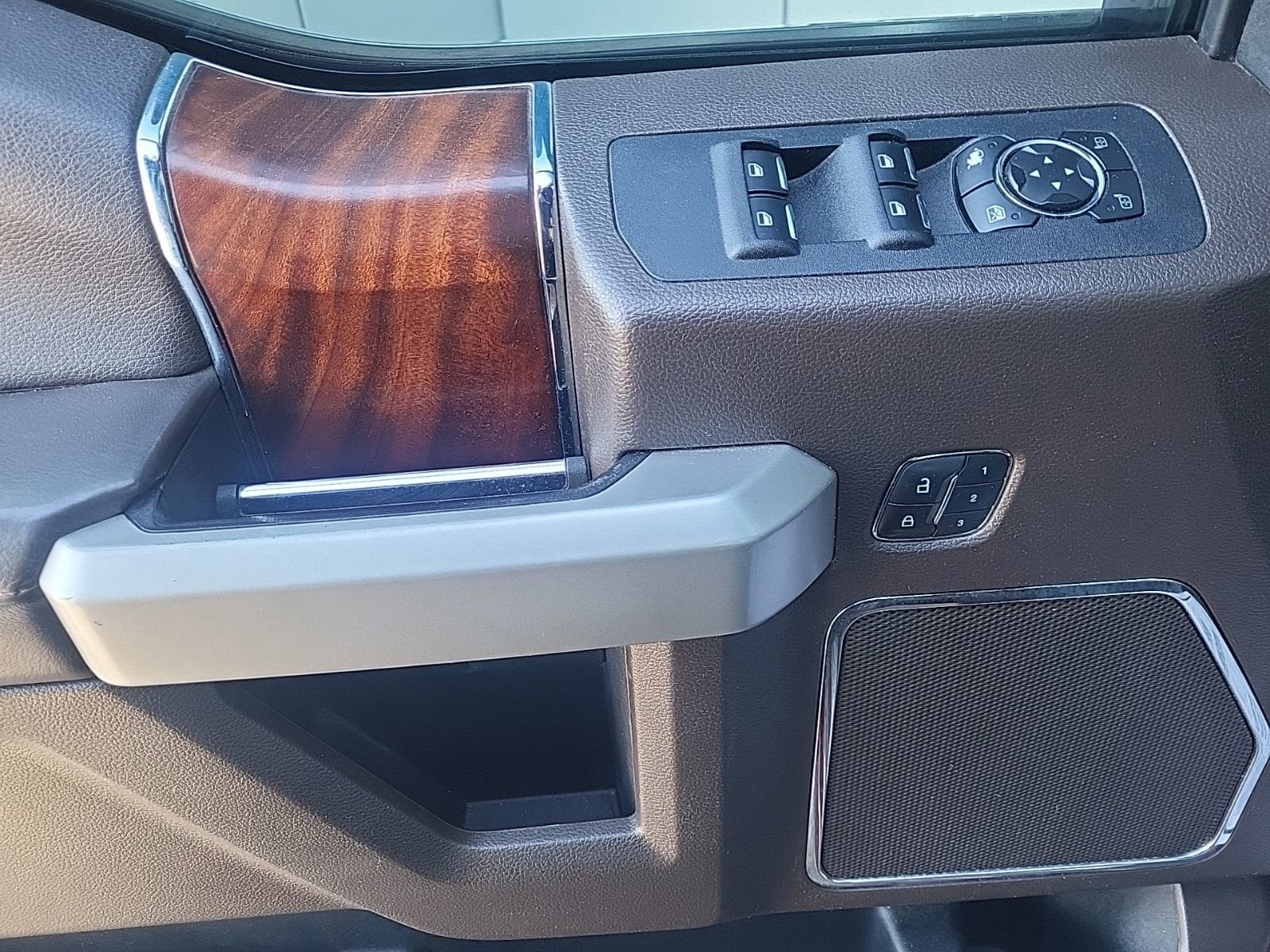 2016 Ford F-150 XLT - Photo 26