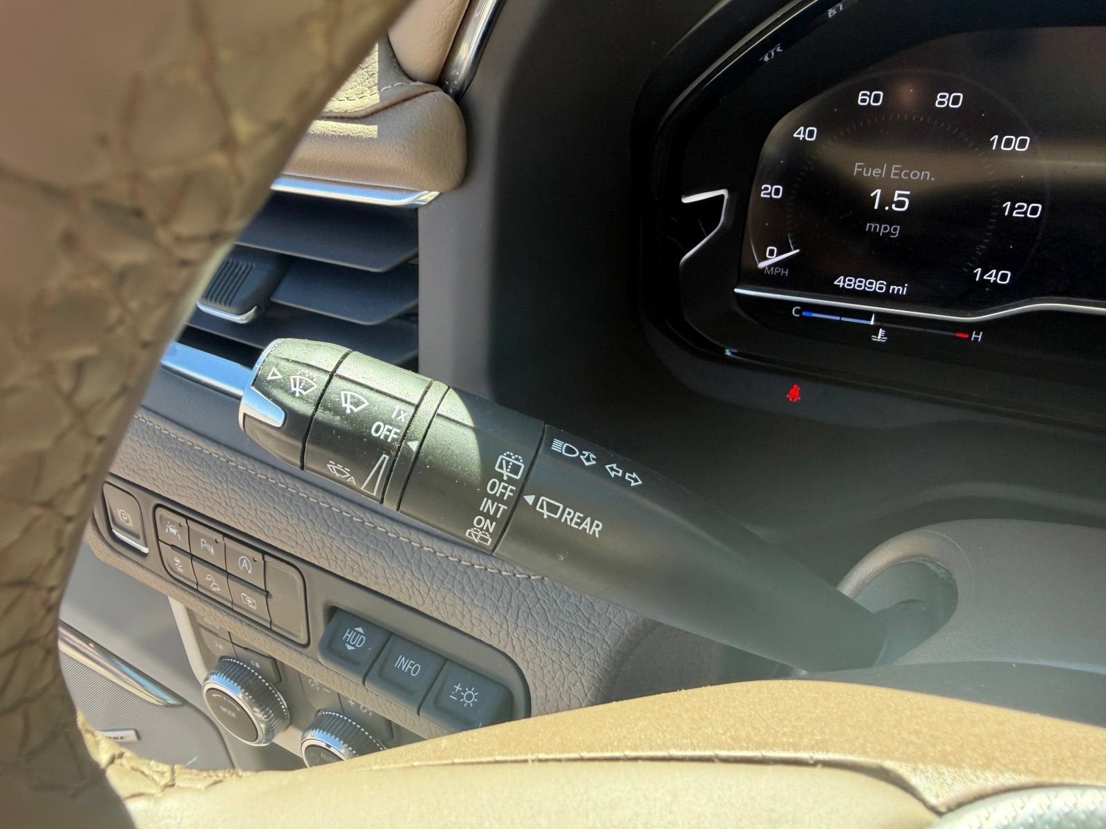 2023 GMC Yukon XL Denali - Photo 23