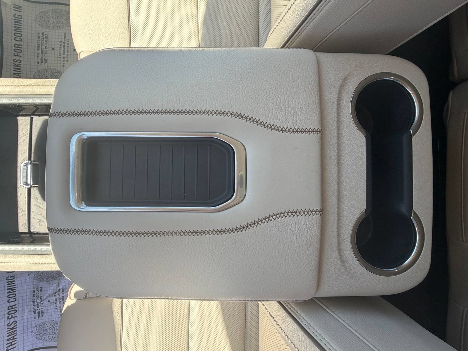2023 GMC Yukon XL Denali - Photo 27