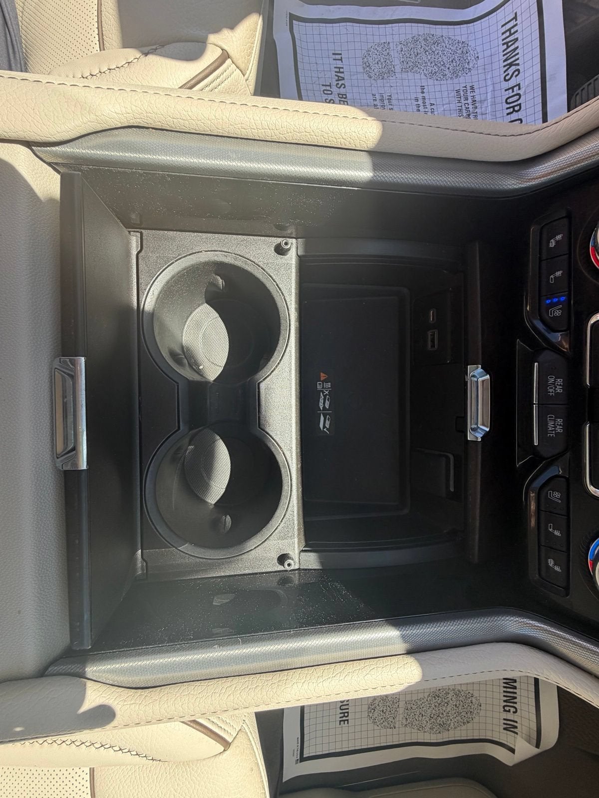 2023 GMC Yukon XL Denali - Photo 31